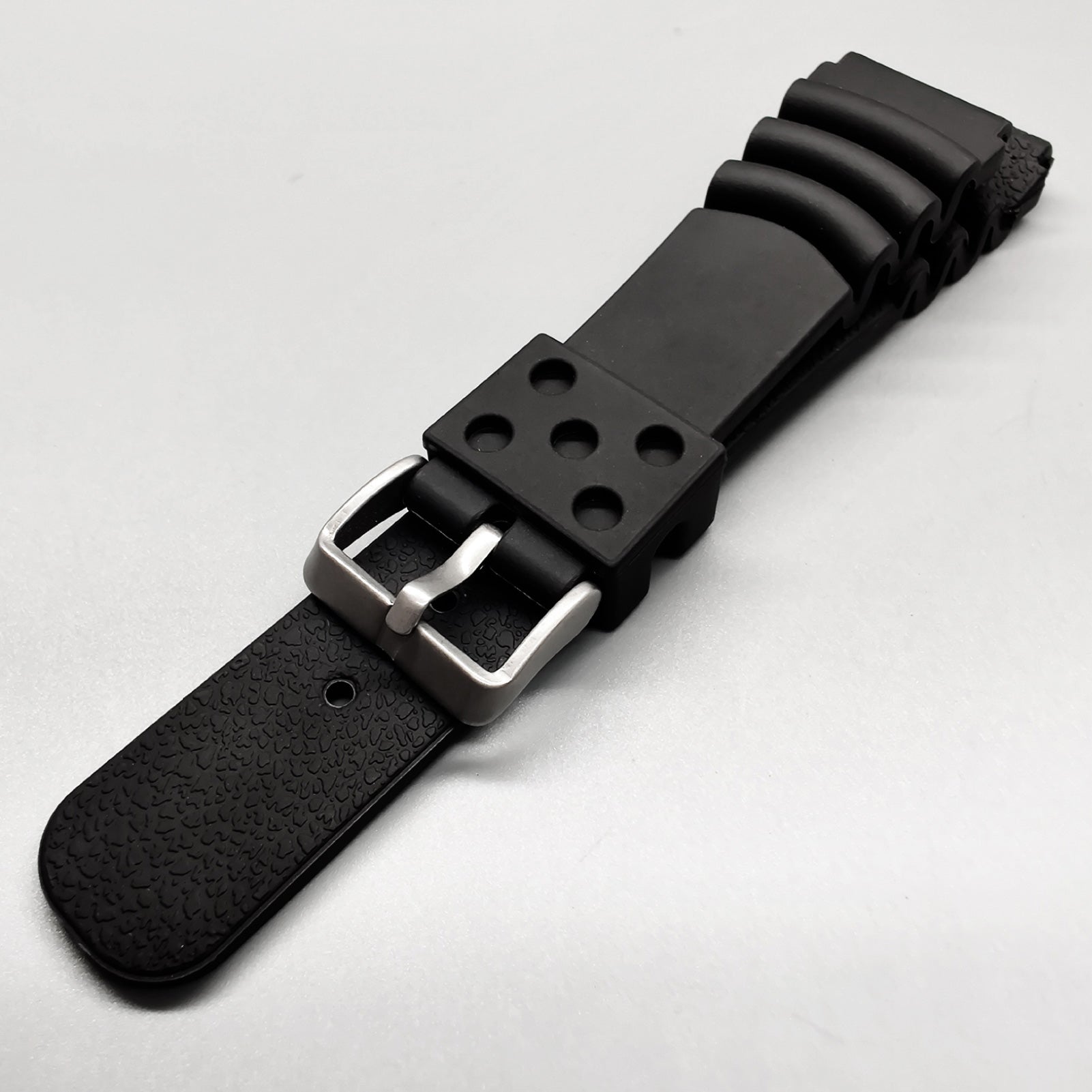 Rubber dive hot sale watch strap